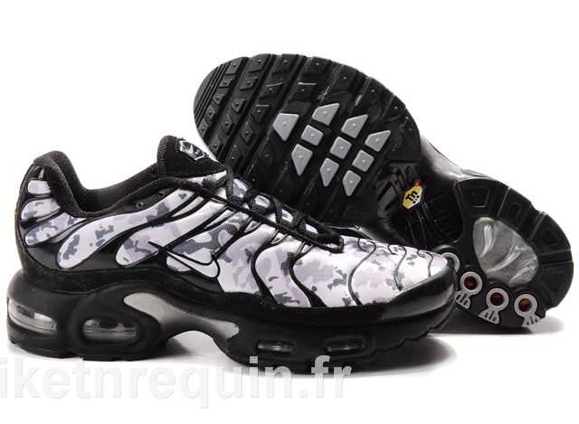 Air Tn 2010 Noir Chaussures Face Inferieure Blanche